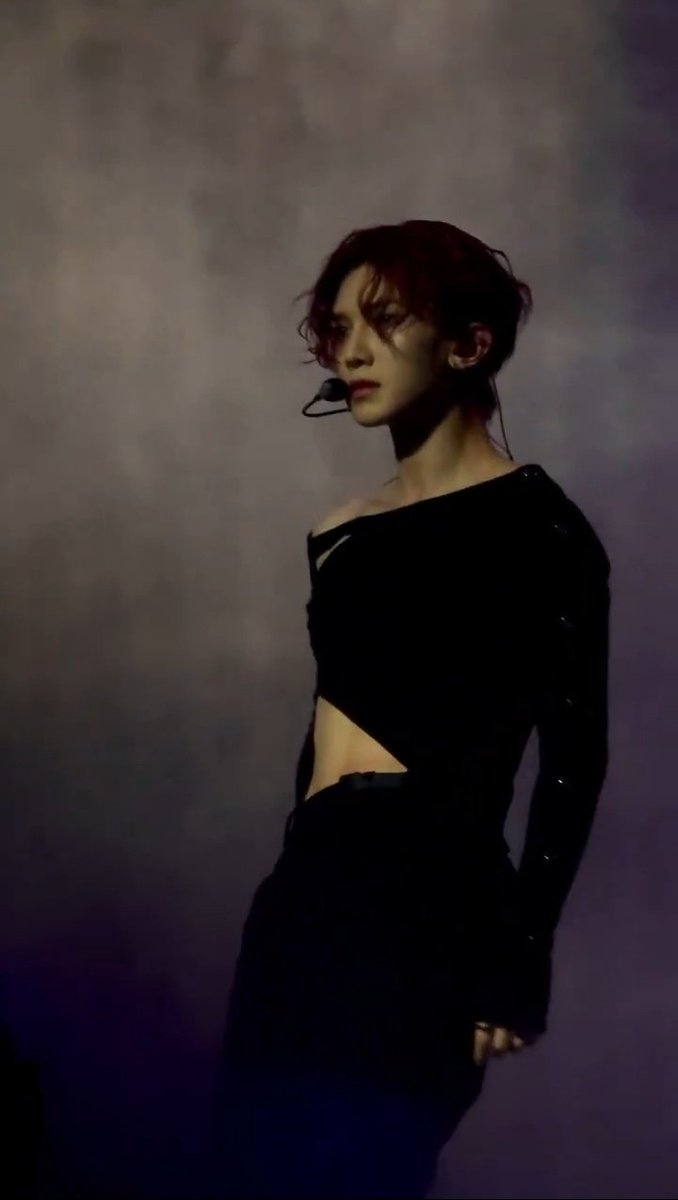 aboutstrwbrryeo's tweet photo. jh: your mom is aphrodite, right?
ys: hades raised me. that's what matters to me. back off, son of ares, cerberus will attack you if you try to hurt me
jh: i don't want to hurt you. i wanted to ask if you'd like to go on a date with me. you're pretty... and intimidating
ys: huh? https://t.co/kPkJihDmZ0