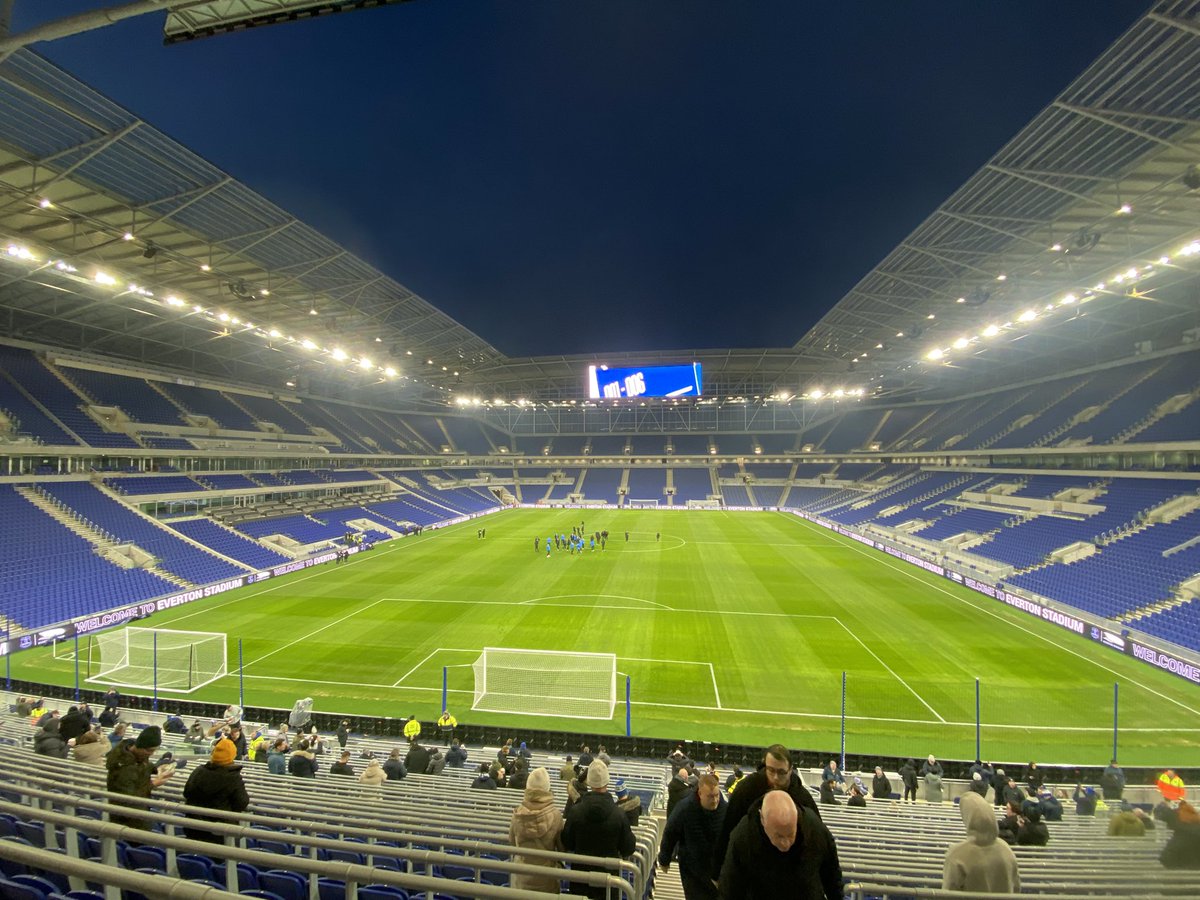 spenner75's tweet image. Superb by the stewards tonight by the way, I came up the stairs in block 209 and the steward with a big smile “Welcome to our new home!” 
Blubbering mess!! 🔵⚪️
#BramleyMoore