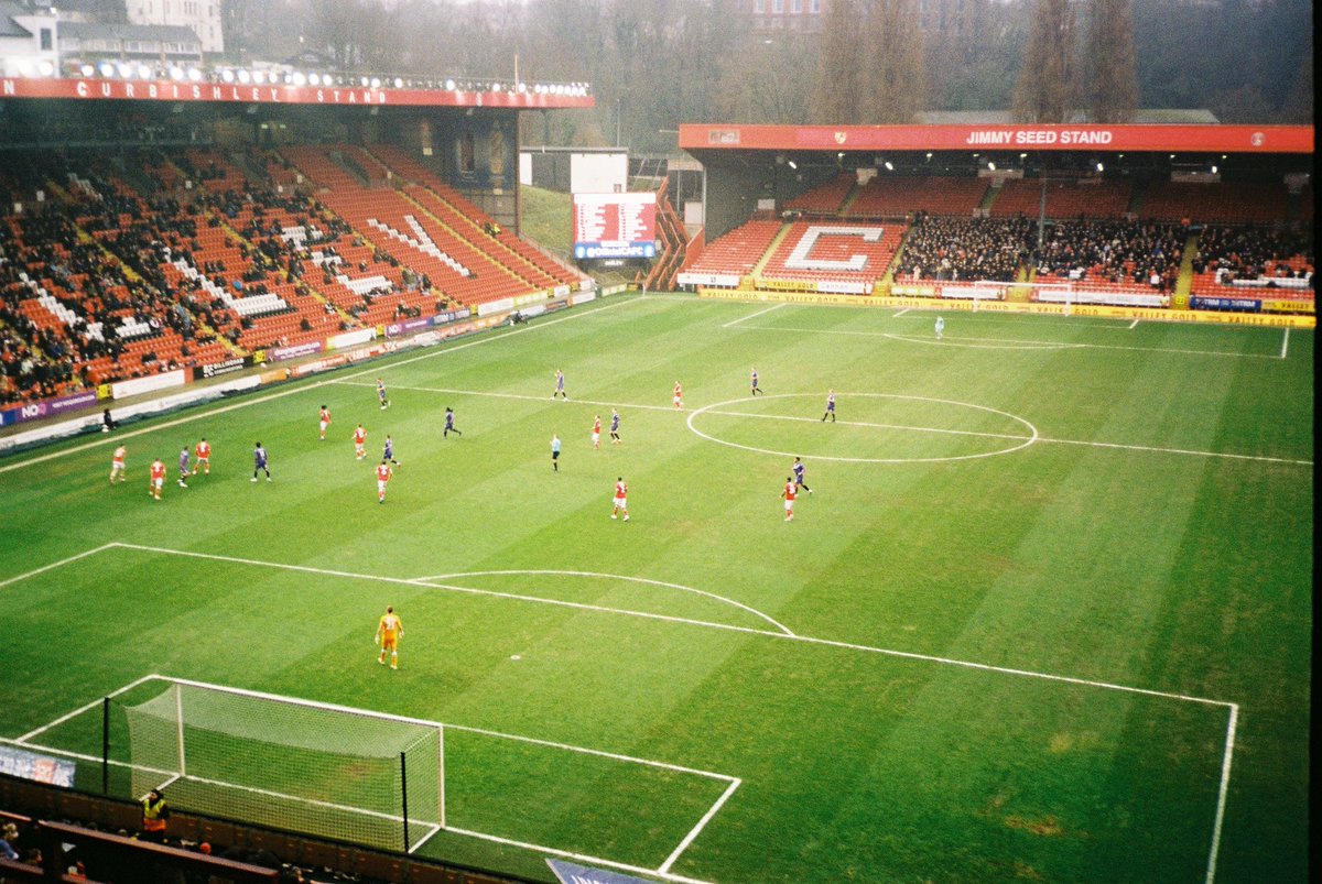 meket_'s tweet photo. Charlton - Stevenage https://t.co/CNbtrpsvza