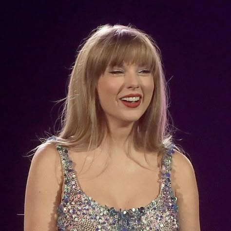 pretendurmine's tweet image. hii! looking for active moots ! 🤍🎀

- 18, she/her
- fav artists: taylor swift, olivia rodrigo, sabrina carpenter, chappell roan, ariana grande, lana del rey 🧸💐

ifb!! 
please rt + like 💌