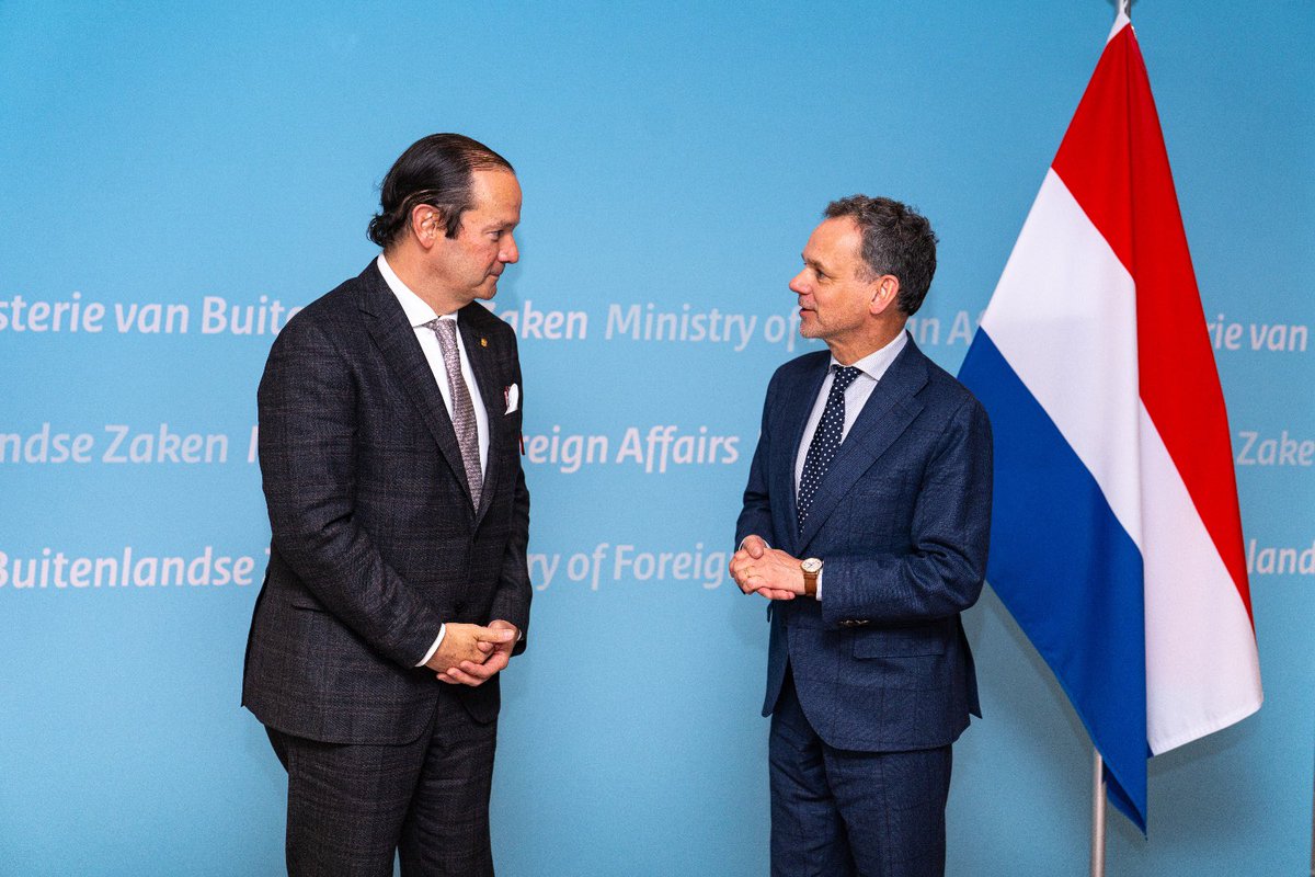 Muchas gracias, <a href="/javierachapma/">Javier Martínez-Acha Vásquez</a>, for your visit to The Hague and our constructive meeting. I value our longstanding partnership with #Panama. Useful to discuss joint efforts on key topics like maritime security, supporting Ukraine, the fight against organised crime, and trade. 1/2