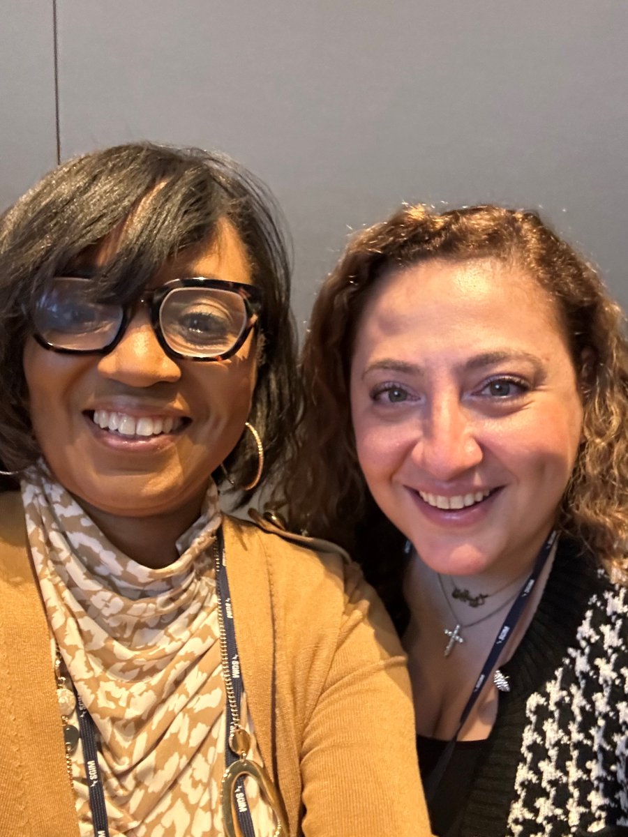 Thrilled to provide the <a href="/SocietyGIM/">SGIM</a> national update at the #SouthernRegion. Love connecting with colleagues in the place where my membership journey started! I also loved connecting with premed students from Xavier! #SharedValues #ProudtobeGIM #PreMedPathways #TheFutureofMedicine