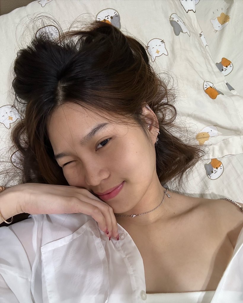 Haii lamaa gaa buka twitt maap🥹🥹
Makanya ke ig sayangku <a href="/verllya_/">verlin alya</a>