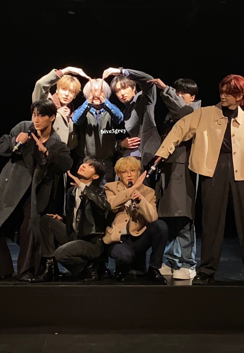 🦋sara 🍓🐸 tweet media