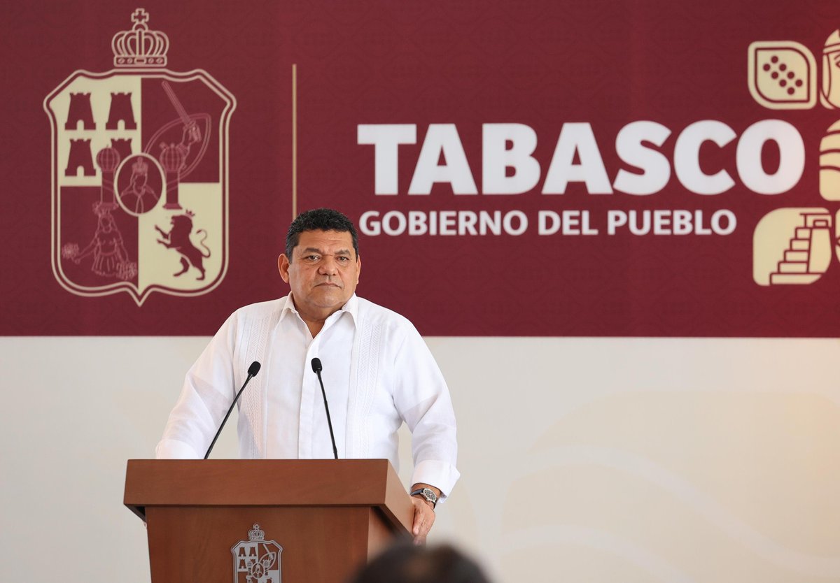 TabascoJavier's tweet photo. En nuestra Conferencia Matutina anunciamos la inversión histórica de 4 mil mdp para programas sociales, dimos comienzo al pago del programa Bienestar y Plenitud y el próximo lunes comenzamos con la construcción de viviendas con @Conavi_mx e @Infonavit. 🧵 https://t.co/6esNNsW1Qu