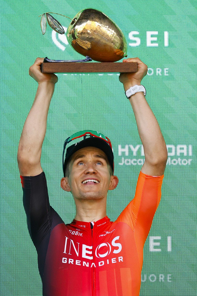 😏 ¿Es el trofeo más bonito del mundo?
💚 Es el trofeo más bonito del mundo.

#ClásicaJaén