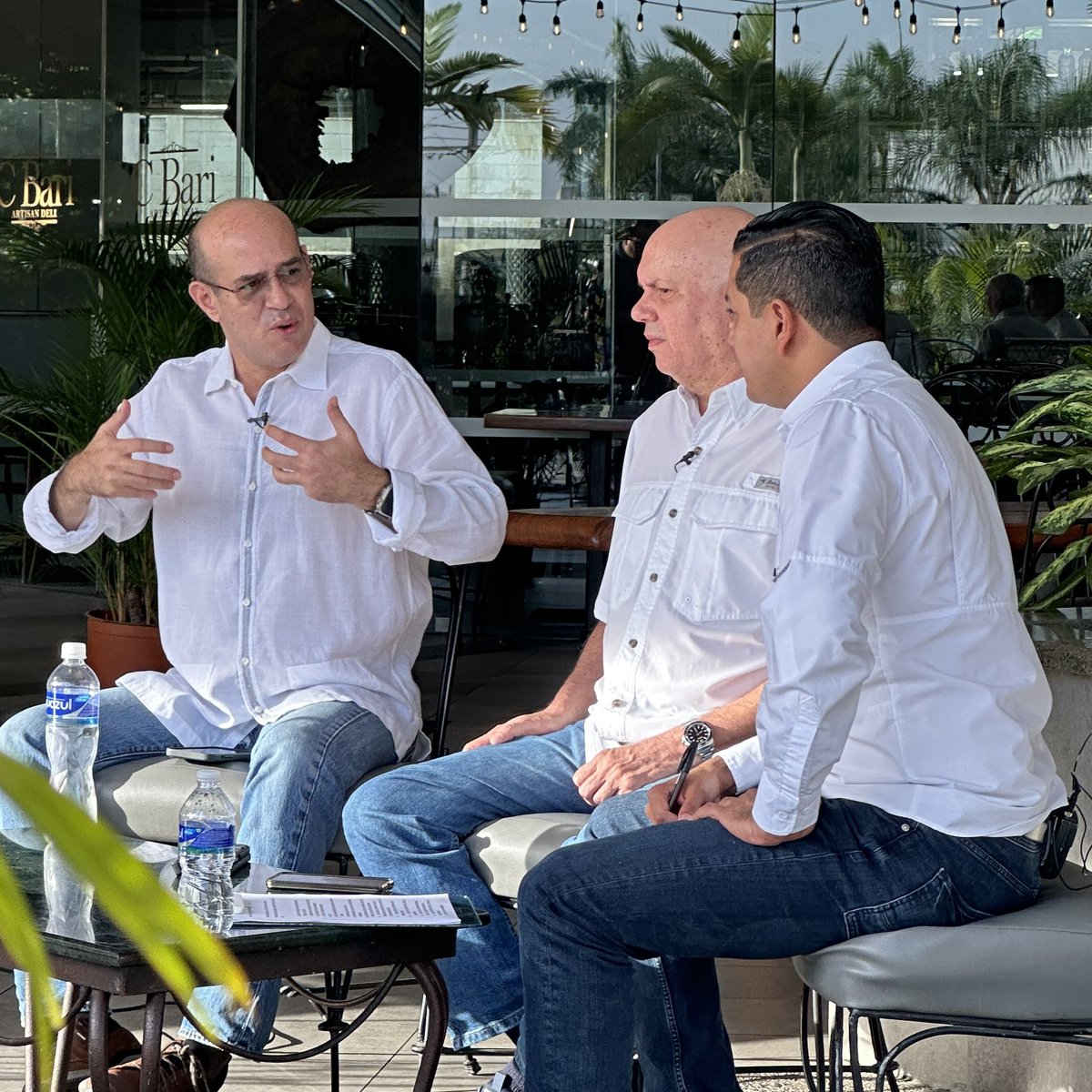 Somos equipo, somos unidad. 

<a href="/Augusto26820707/">Rodolfo Padilla Sunseri</a>  <a href="/PartidoLibre/">Partido Libre</a> <a href="/porlibrehnd/">Pueblo Organizado en Resistencia</a> <a href="/M28Libre/">M28</a>