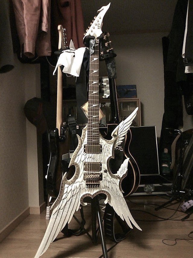 amjustastargirl's tweet photo. I WANT IT NOW !! https://t.co/DfikTq6LuD