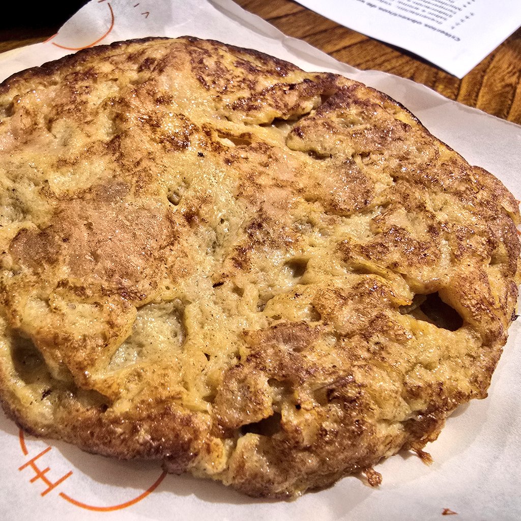 Jose Crusat Gonzalez (@choumimx) on Twitter photo Tapa doce de @vilar_64 no concurso de tapas <a href="/Santiagoetapas/">Santiago(é)tapas</a> "Tortija"
#santiagoetapas #xurado #santiagodecompostela Tapa doce de @vilar_64 no concurso de tapas <a href="/Santiagoetapas/">Santiago(é)tapas</a> "Tortija"
#santiagoetapas #xurado #santiagodecompostela
