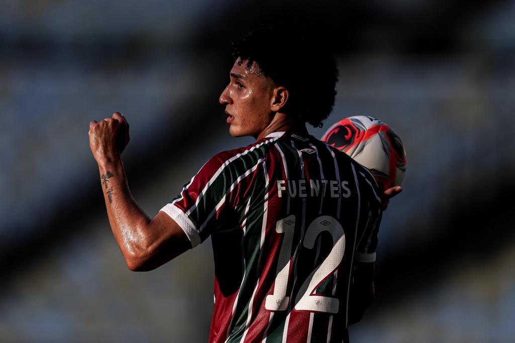 FluminenseFC's tweet photo. ¡Gran partido, Gabi! 👊🇨🇴 https://t.co/sRmHWPuiuo