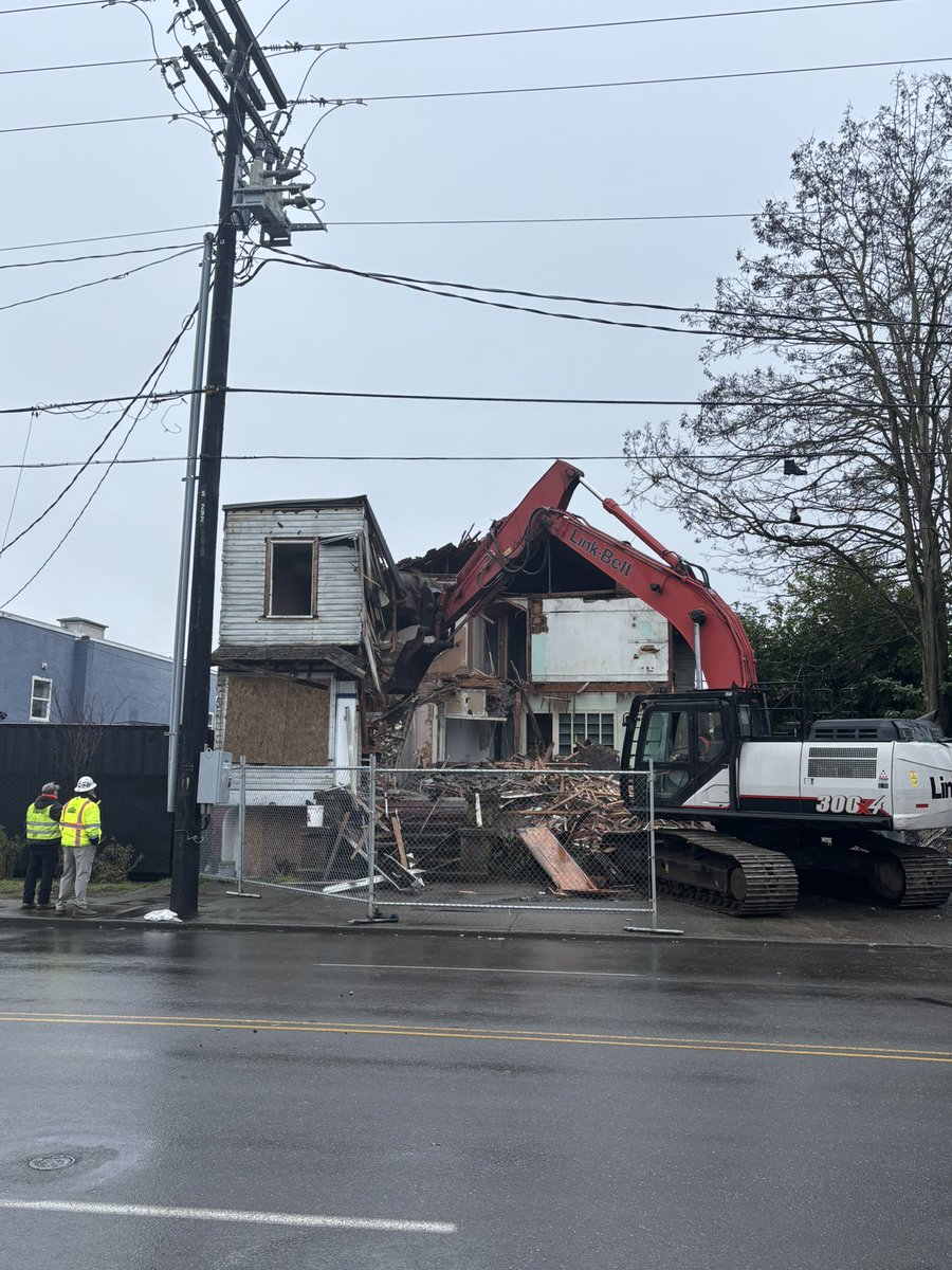 A notorious house on Sixth Street in Bremerton, across from the former rescue mission and boarded up the past year, is coming down this morning.