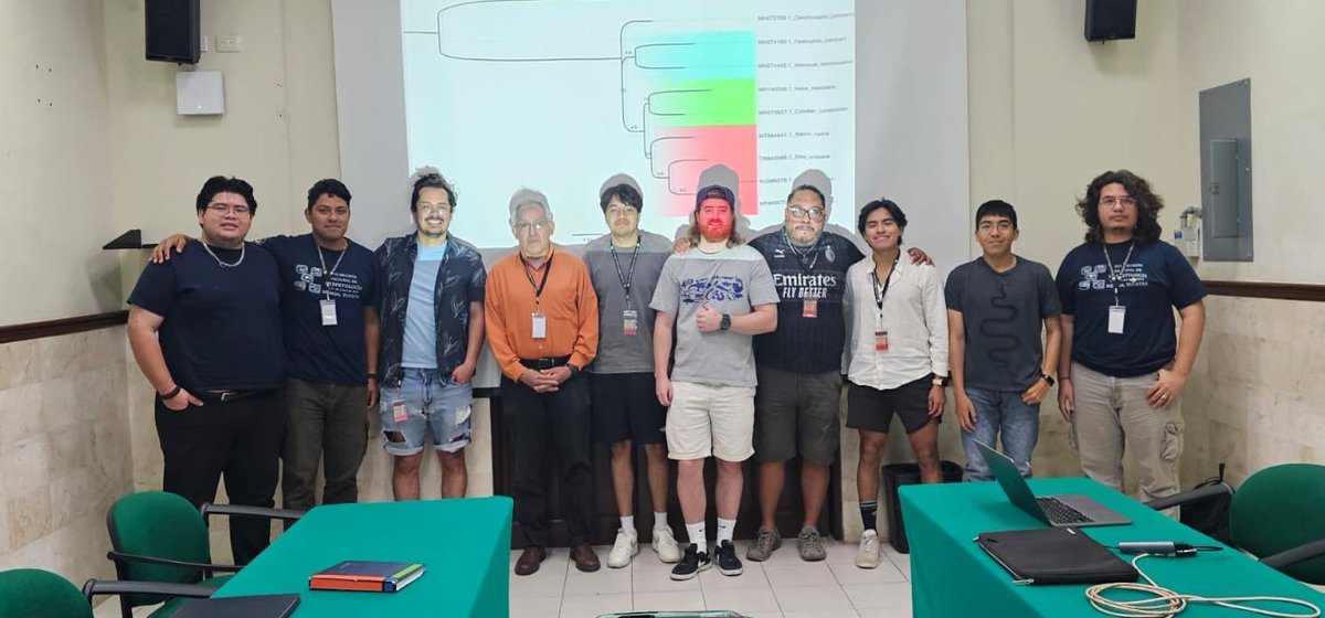 redgcko7's tweet photo. Had a blast teaching a workshop at the Mexican National Herpetology Conference. Introduced themes on homology, data collection, sequencing techniques, alignment, ML and BI phylogenetic inferences, and species delimitation. @SociedadHerpet1 @fciencias https://t.co/nHLBDM56Jw
