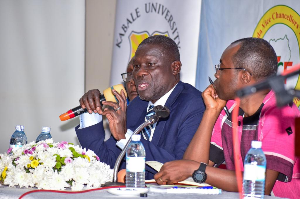 kabuniversity's tweet photo. @kabuniversity was pleased to host the 74th Uganda Vice-Chancellors Forum General Meeting, where Prof. Paul Waako of @BusitemaUni was elected as the forum's new chairperson, replacing Prof. George Openjuru of @GuluVarsity. Find details on our website here: https://t.co/1sFiTiPIwq https://t.co/tYawTkN06g