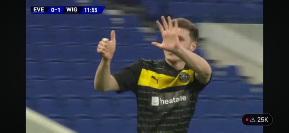 Harrison Rimmer scoring the first goal at Everton’s new stadium giving it the “6 Times” gesture! 😂😂👏🏻👏🏻

Couldn’t get more Everton could ya? 😂