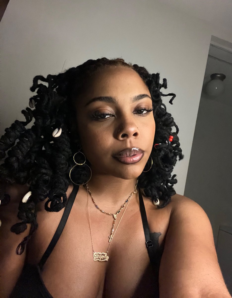 SyTheLocDon's tweet image. pretty(problematic)