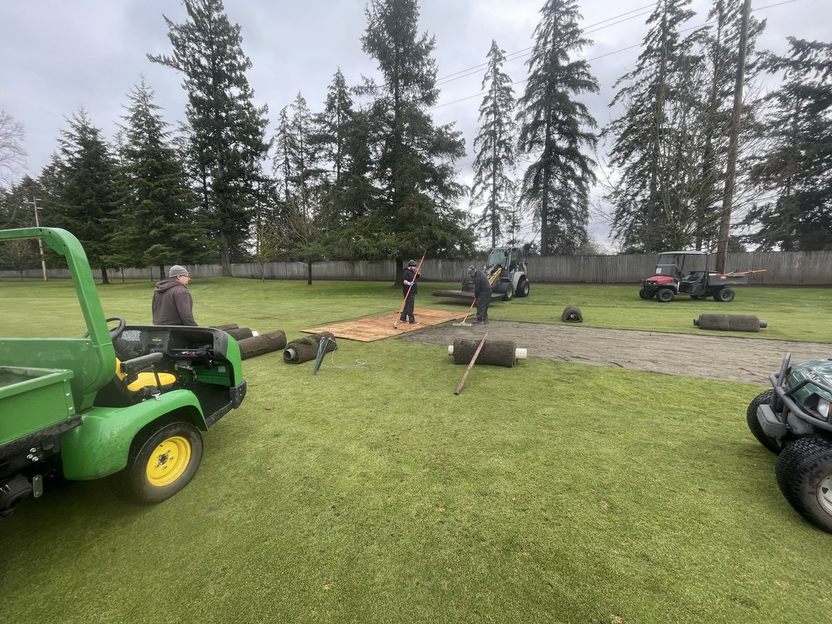 We accomplished some actual golf course work today, after nearly a month of freezing conditions. Got after bunker detailing, greens vent/roll and wet spot repair. I know the crew was tired of shop cleaning, shoveling snow and the dreaded blackberry patrol lol.