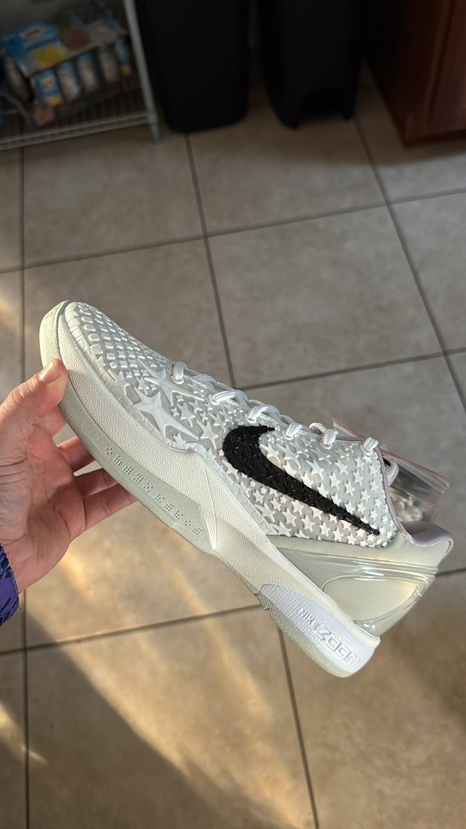 Pics don’t do them justice 😮‍💨 #mailcall <a href="/snkr_twitr/">SNKR_TWITR</a>