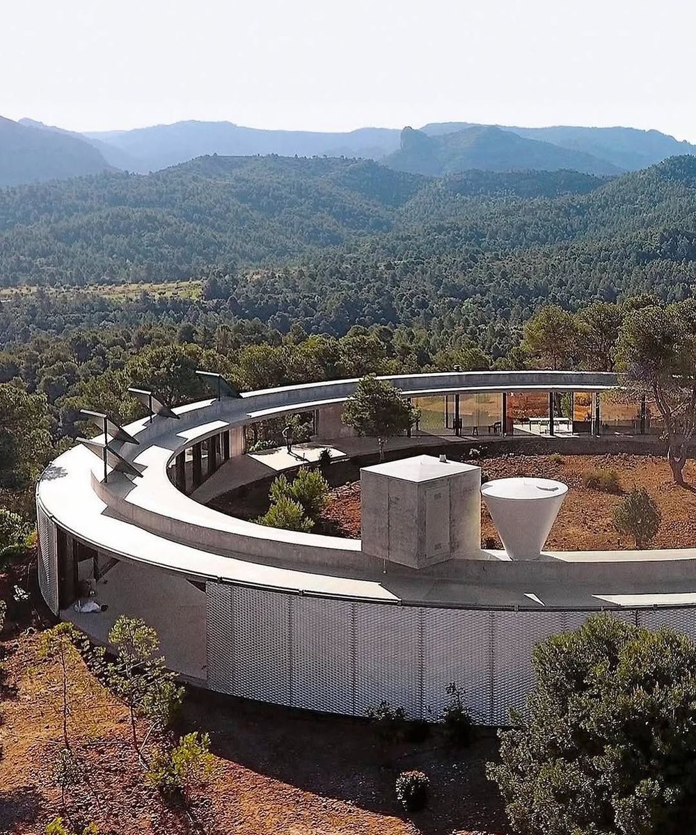 hutdesigns's tweet photo. Solo house in Spain 🇪🇸 https://t.co/ftvqE8zkrR