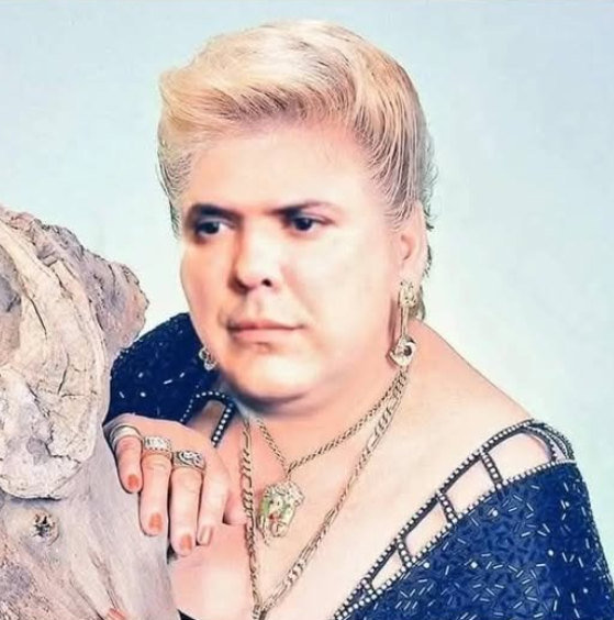 Matador000's tweet photo. La canción que más recuerdo de Paquita "la del barrio" es: Rata de dos patas.

Te extrañaremos, Paquita. https://t.co/J2wgORKZC8
