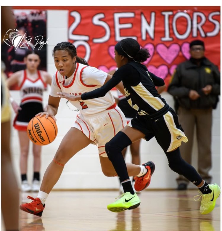 JonesShamane's tweet image. 📸📸