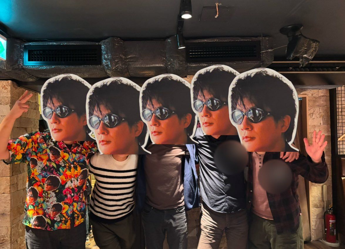 jackie_aska's tweet photo. SNSがある時代だからこそ出会えた✨ #ASKAさん大好きMENS😎の皆さんと😉
楽しかったー‼️
#ASKA さん
#WHOisASKA!?
#WHO_is_ASKA!?
#武道館
#日本武道館 day.1
#楽しんだ人が勝ちです✊ https://t.co/JPajlTKXML