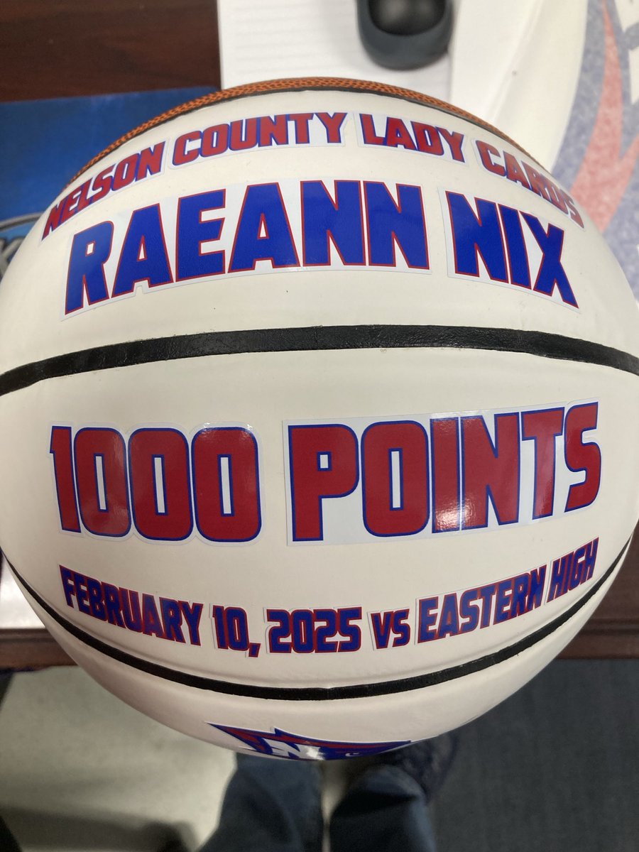 NCHS Lady Card Raeann Nix becomes the next player in the 1,000 point club. Congrats Raeann.