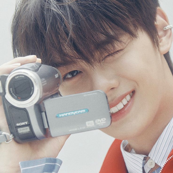 funbaseone's tweet image. today's game: guess the zb1 song based on a picture

▶︎•၊၊||၊|။|||| | 𝄞  ♪