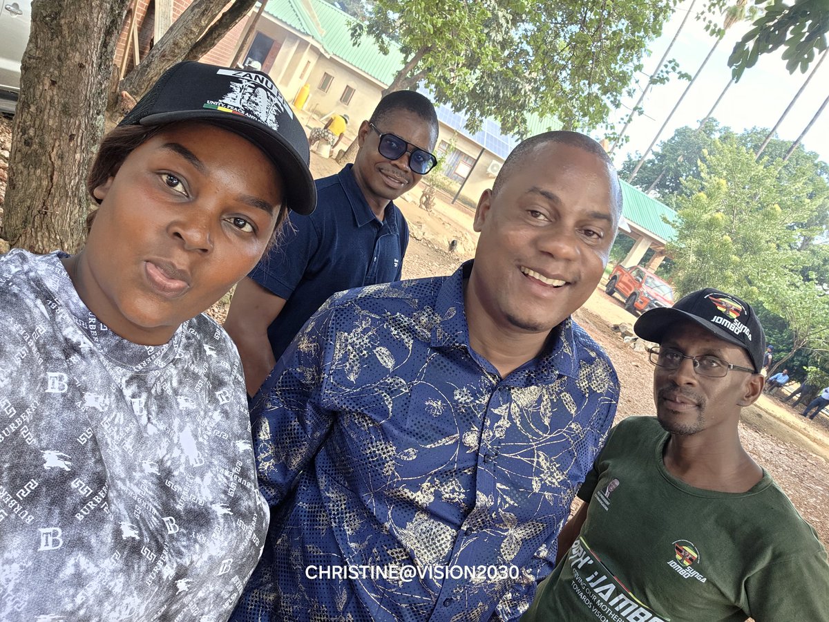 chrissy10charu's tweet photo. As persuaders4ED we will persuade the persuadee to accept the persuasion 👌😉😉 mamboswera seiko? https://t.co/Bek27xuz2f