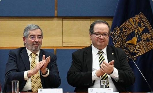 COMUNICADO CONJUNTO
La Universidad Nacional y la <a href="/SRE_mx/">Relaciones Exteriores</a> lanzan plataforma para apoyo a migrantes en Estados Unidos, #UNAM_AcciónMigrante > bit.ly/4hT9c4Q