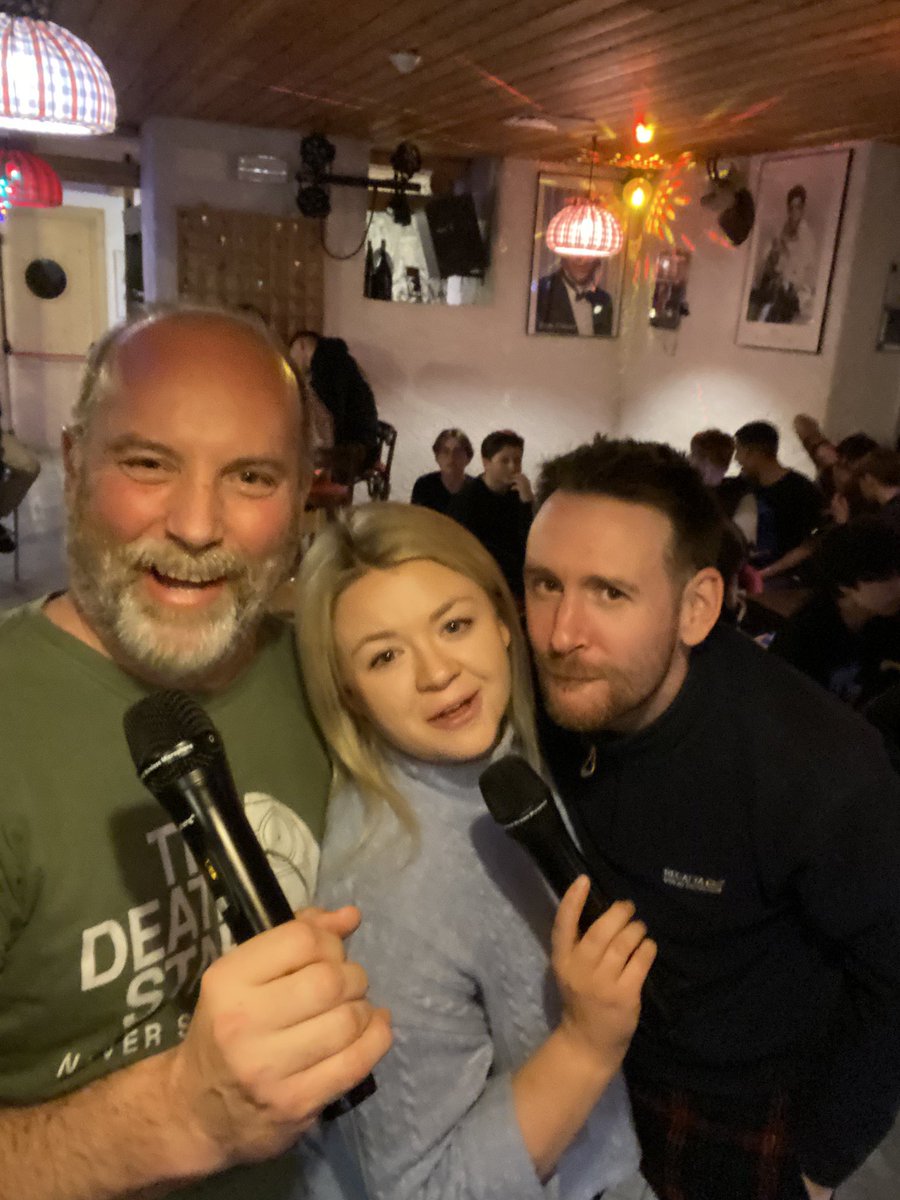 AHS Skiing tweet media