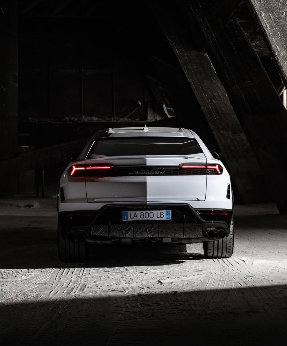 LuxuryCars365's tweet photo. Lamborghini Urus ♠️ https://t.co/TPmhrd4B0q