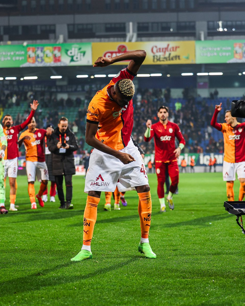 Victor Osimhen (@victorosimhen9) on Twitter photo 