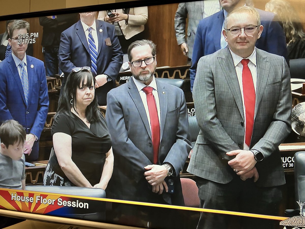 maryjpitzl's tweet image. The House of Representatives memorializes chief of staff, Michael Hunter (center) for his years of service. Hunter resigned as of February 14. Former House speaker  ⁦@RepBenToma⁩ returned for the event.