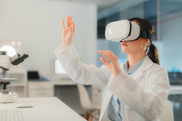 The Future of Training: How Virtual Reality Can Protect Clinicians from Healthcare-associated Infections scoop.it/topic/pharmage…