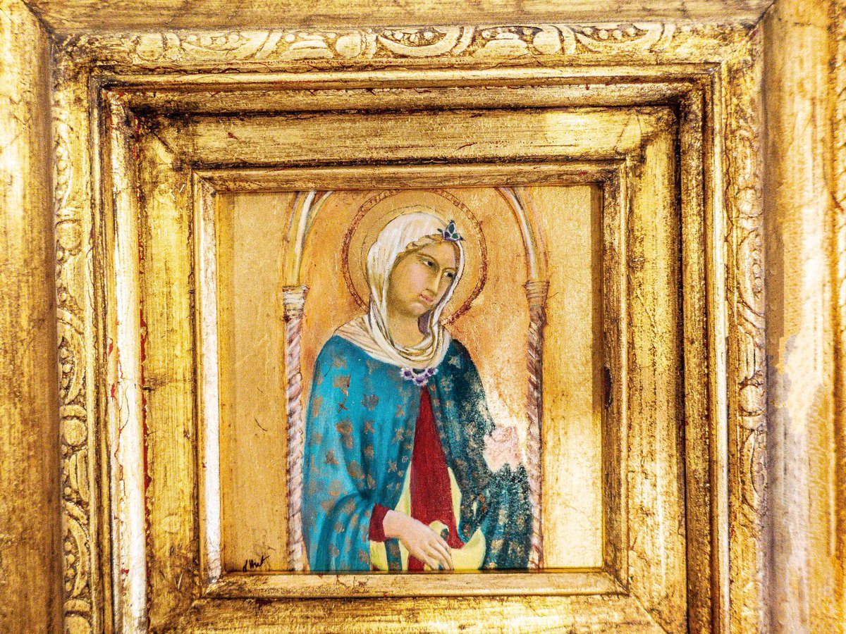 InventifDesigns's tweet image. Gilded Framed Oil Painting Saint Lucy Antique Style$275.00https://www.inventifdesigns.com/products/gilded-framed-oil-painting-saint-lucy-48945
#antiquesilver #vintagedining