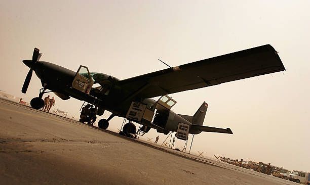 LuminaryAir's tweet photo. The AC-208 Combat Caravan comes in several different configurations and had its first active combat mission in 2014 but it hasn't been a blockbuster seller. Cessna also threw their hat in the ring for US Special Operations Command’s Armed Overwatch program with an MC-208 Guardian https://t.co/caCYPwucLD