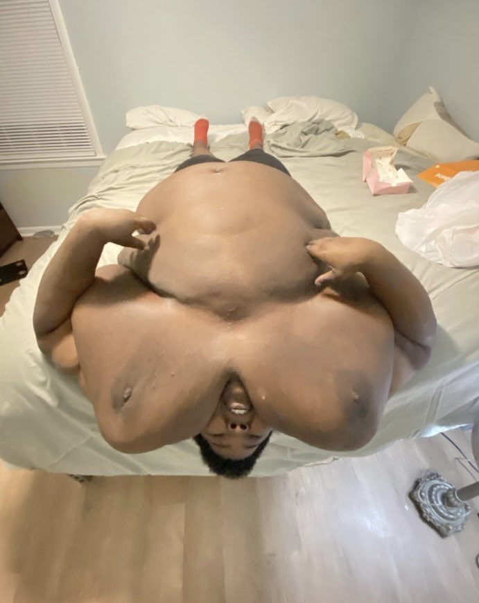 ssbbwfatty's tweet photo. 🐷🐷🐷 https://t.co/Uiq8vqHk2o