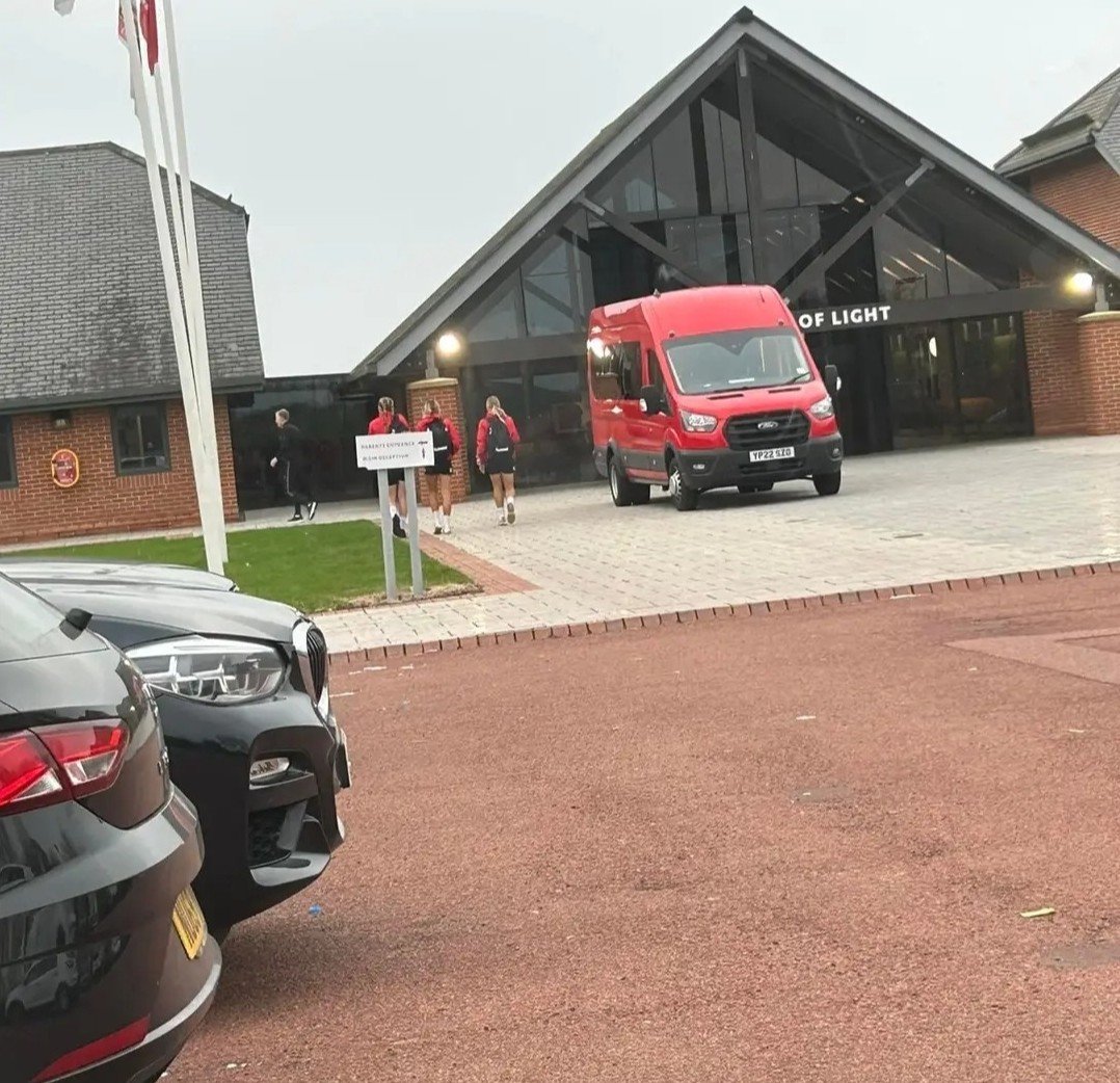 SAFCFoLWomensScholars (@folwomens) on Twitter photo Today, we had 3 players train with our Sunderland AFC Women's Pro Game Academy U21's! Unrivalled opportunities for players on our pathway!
If you want to join our Open Training Sessions next Monday & Tuesday, email Steve.McClarence@foundationoflight.co.uk Today, we had 3 players train with our Sunderland AFC Women's Pro Game Academy U21's! Unrivalled opportunities for players on our pathway!
If you want to join our Open Training Sessions next Monday & Tuesday, email Steve.McClarence@foundationoflight.co.uk