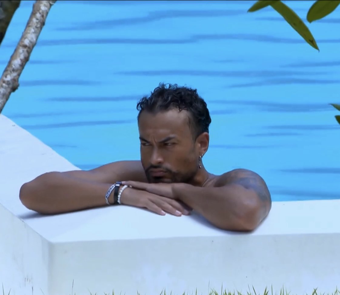 Es un sonny angel JAJAJAJAJ #LaIslaDeLasTentaciones10