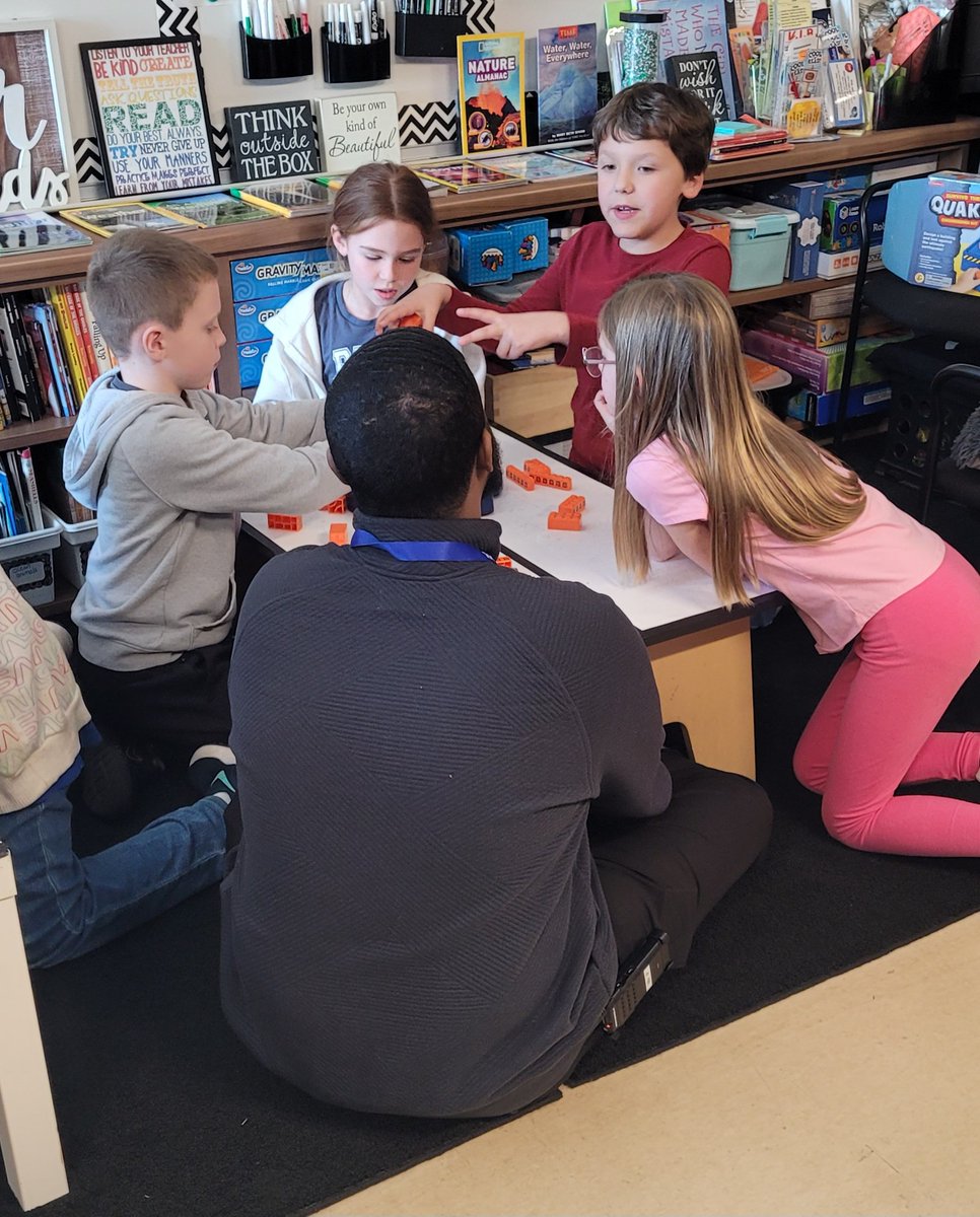 mshowells3rdgrade (@ruthhowell3) on Twitter photo This is what leadership looks like. Fully present and engaged in the classroom. <a href="/SpartanburgD5/">Spartanburg District Five Schools</a> <a href="/loveSCschools/">SC ASCD Leaders</a> <a href="/SCASAnews/">SCASA</a> #EngineersWeek This is what leadership looks like. Fully present and engaged in the classroom. <a href="/SpartanburgD5/">Spartanburg District Five Schools</a> <a href="/loveSCschools/">SC ASCD Leaders</a> <a href="/SCASAnews/">SCASA</a> #EngineersWeek