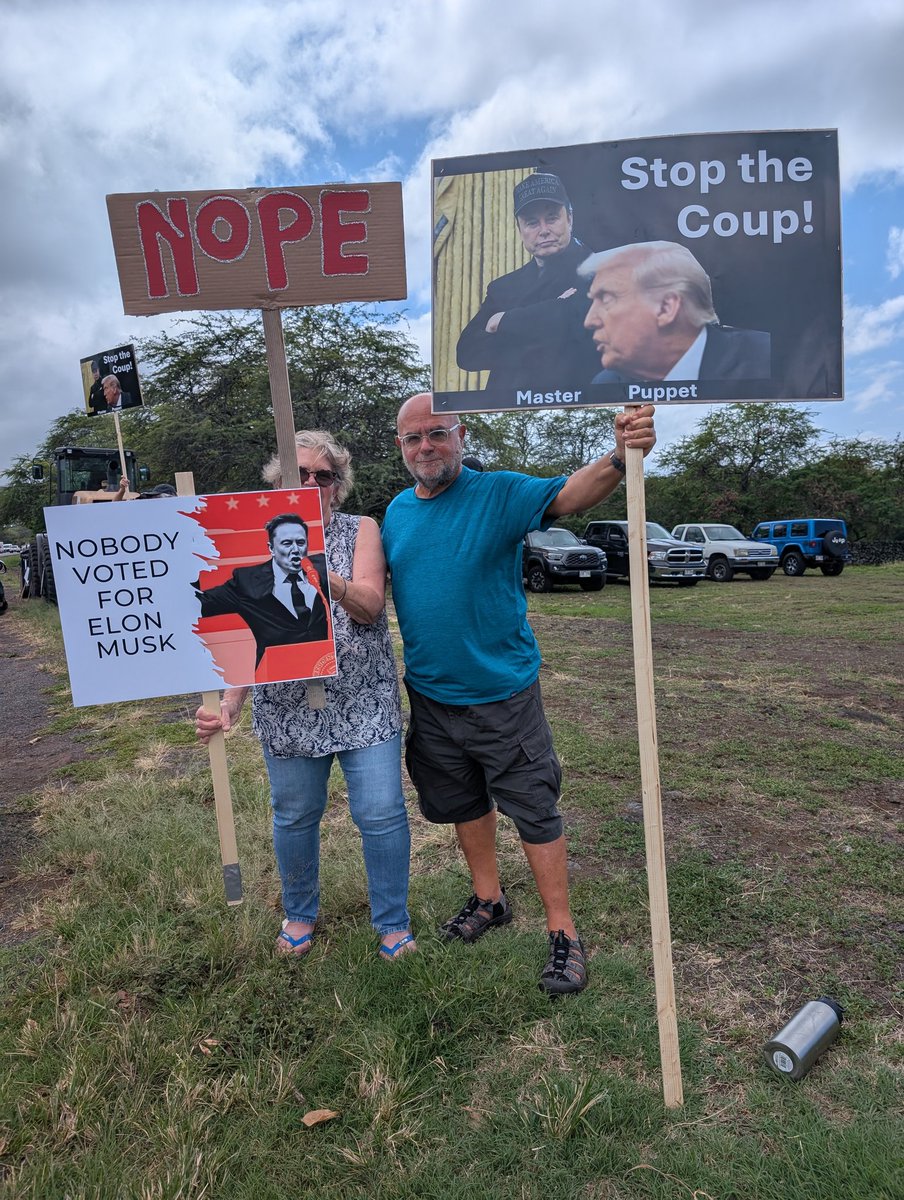 #50501
#50501movement
#nokingsday
#nokings
#resistance
#FDT
#PresidentDayProtest
#BigIslandProtest
Happening now!