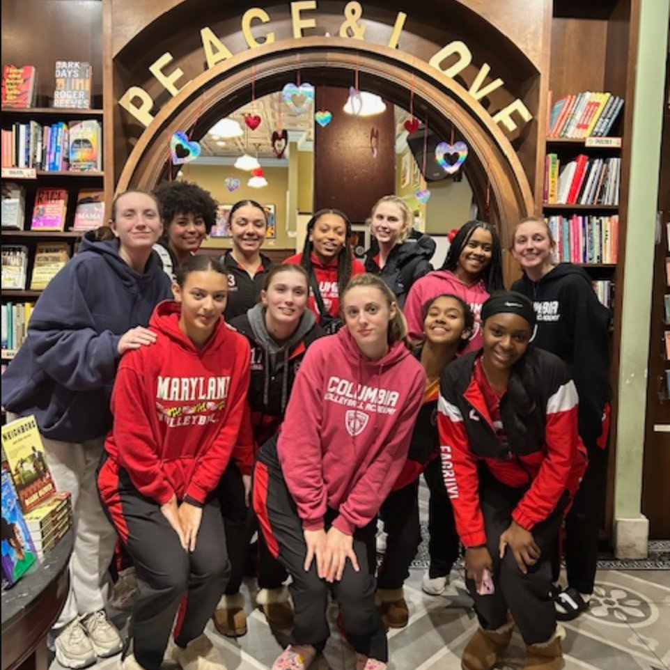 Congratulations to 18s National for working hard and competing in the gold bracket at Cap Hill this past weekend 👏🏻🎉!

Glad you were also able to take time and enjoy one another @ Busboys &amp; Poets!