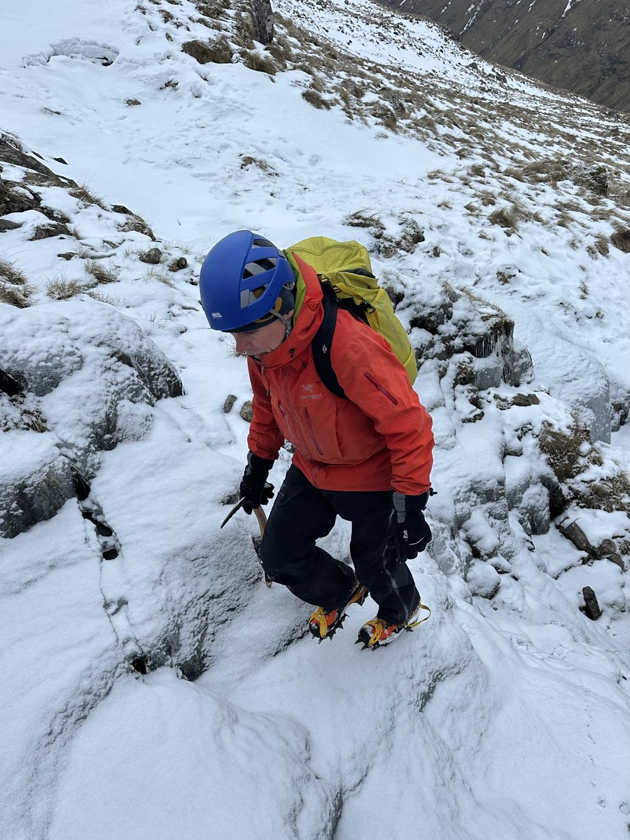Day 1 of 5 with @PlasyBrenin on their excellent Scottish Winter Mountaineering Course.  Skills training in Glencoe today followed by an avalanche awareness session.  Lots to reflect on before we head to Ben Nevis tomorrow!  (Spaces still available on upcoming courses)