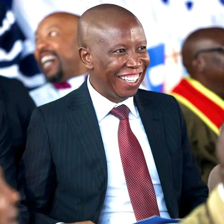 FKeletsochester's tweet photo. #NewProfilePic
@Julius_S_Malema  my president https://t.co/CZ63uEywDm