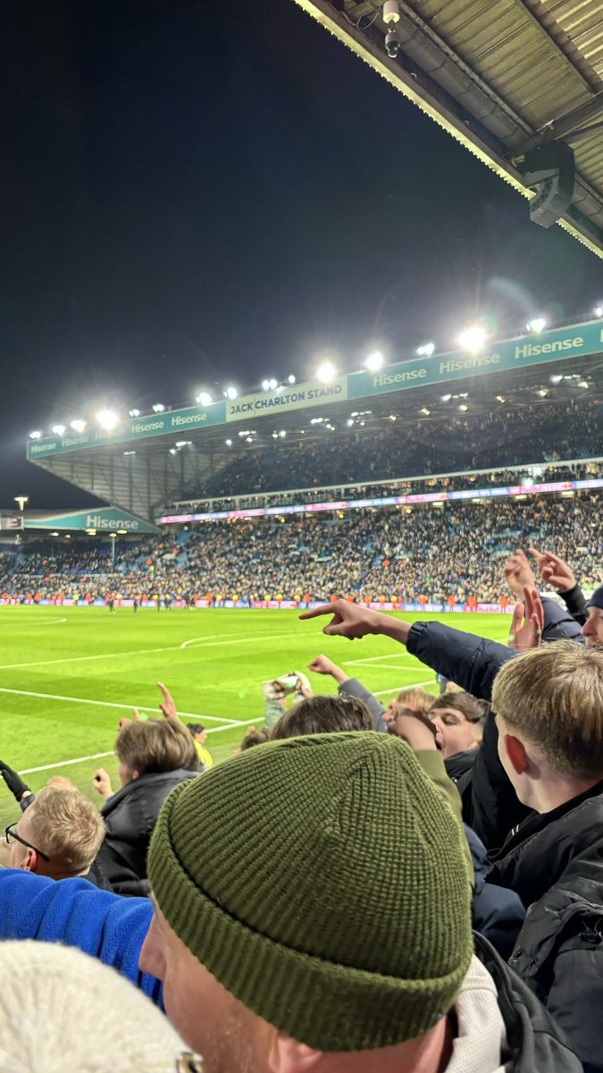 🤙🏽 tweet media