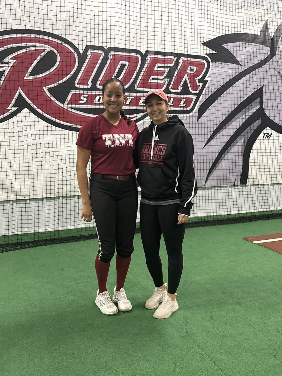 Thank you to <a href="/SoftballRider/">Rider Softball</a> for an amazing clinic this morning. I had so much fun and learned so much more. Good luck this season Broncs! <a href="/TNTGOLD/">TNT NATIONAL SB</a> <a href="/coachcpauls/">Chloe Pauls</a>