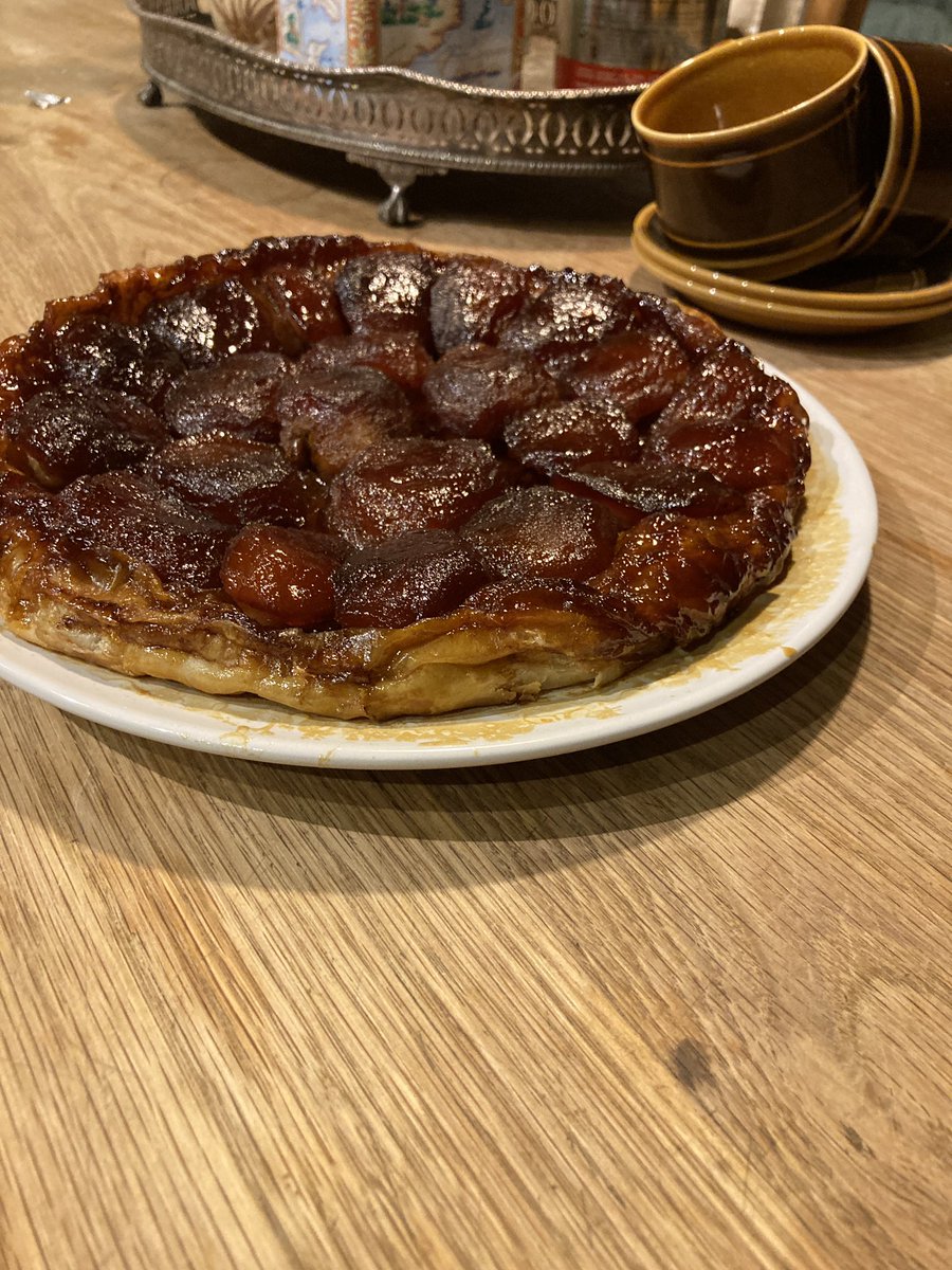 ColemanDennehy's tweet image. Stepson hit 21 today. I did the beef Wellington, his mam was on dessert with a French caramel apple tart. 

He was doing some stone restoration work in a monastery and the monks made him a chicken korma with nan bread for his birthday lunch.
#PureClass