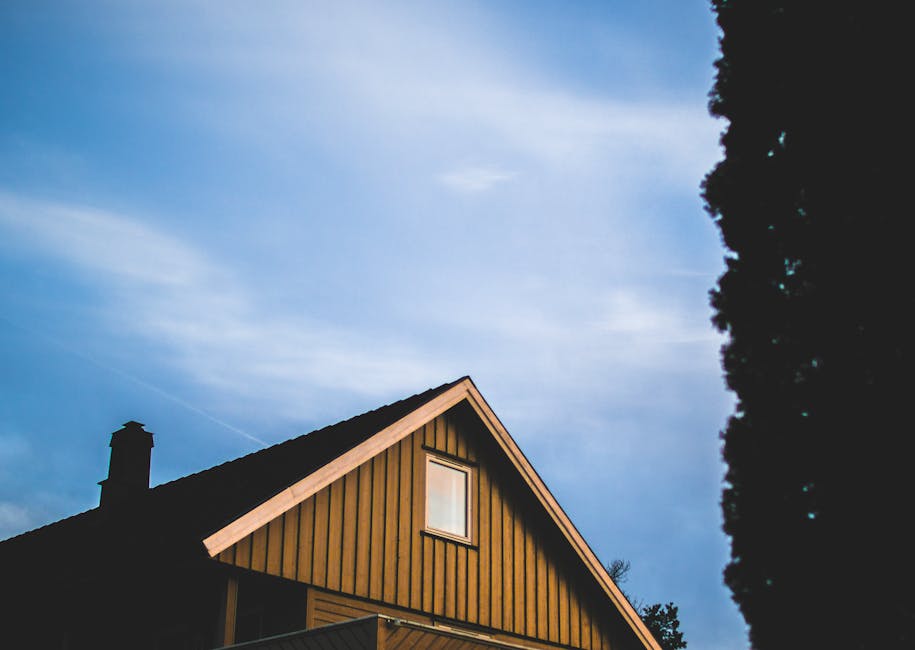 ROOFWORKS_'s tweet photo. Looking to enhance your home with a new roof? At RoofWorks, we provide high-quality materials and professional service to meet your needs. Trust our expert team to keep you covered! 🏠✨ #RoofingSolutions #HomeUpgrade #RoofWorks https://t.co/lr32A9hseJ