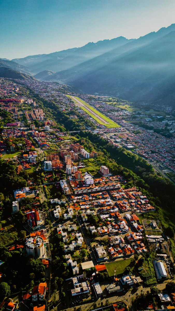 Aesthetic_VZLA's tweet image. Ciudad de Mérida, el corazón de los Andes Venezolanos.