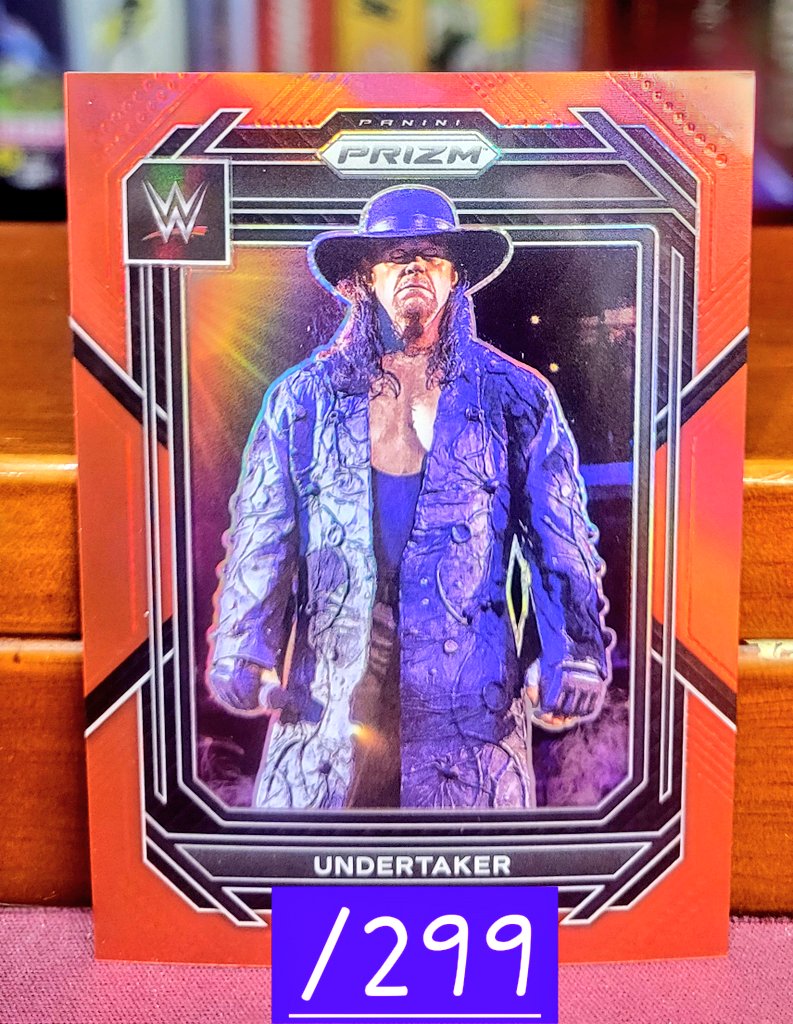 🚨WWE Giveaway🚨

📺Monday Night Raw tonight on Netflix &amp; I'm going to AEW Dynamite on Wednesday! So here's one for the wrestling fans-

🪦This Undertaker card is numbered to 299. Win it by guessing the number first. You must-

✅FOLLOW✅LIKE✅

One guess per account. Good luck